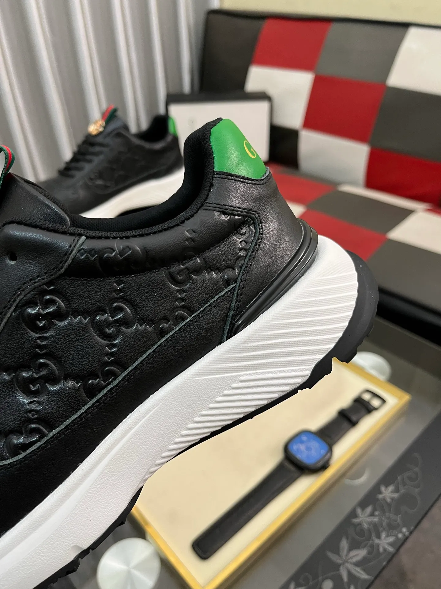 Men's shoes 💰458⌚️⌚️ (GUCCI) Gucci official website men's casual shoes synchronization style, the upper is made of cowhide with imported new brand elements Gucci, showing a good atmosphere, simple design and slip-on style, super versatile, 🐑 leather lining, air-cushion rubber outsole, size 38-442️⃣ colors available
